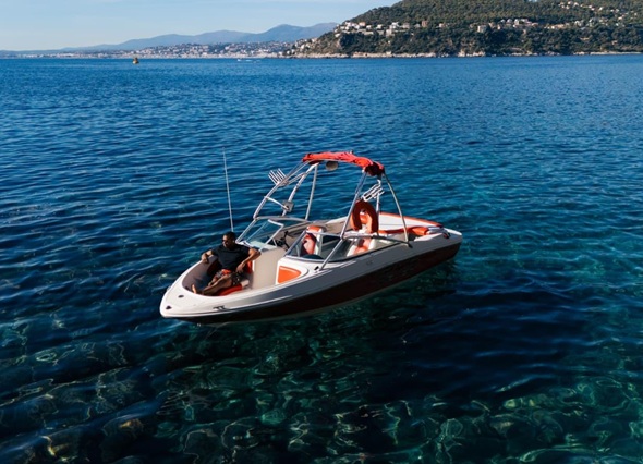 SeaRay205c